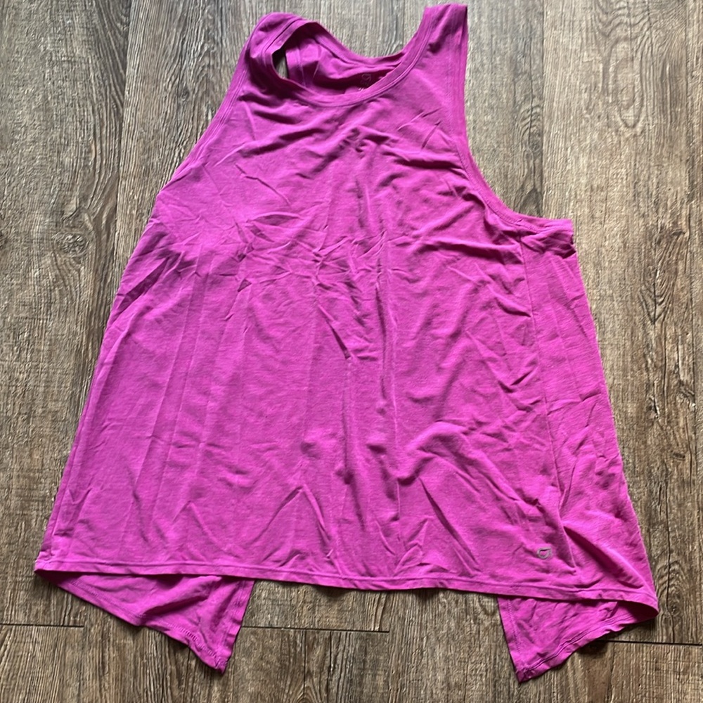 Gap fit tie back tank